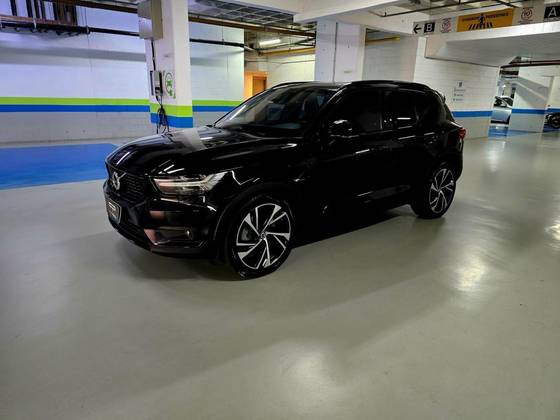 VOLVO XC40 1.5 T5 RECHARGE R-DESIGN GEARTRONIC VOLVO XC40 1.5 T5 RECHARGE R-DESIGN GEARTRONIC